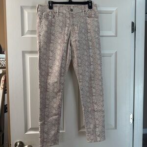NWOT AG Farrah  Print Pants